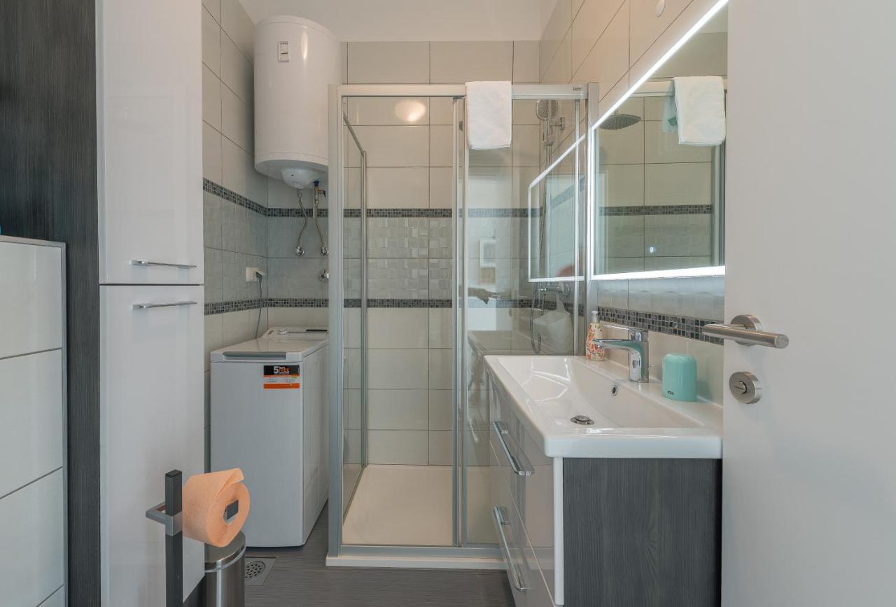 Windrose Apartments Vir Kültér fotó