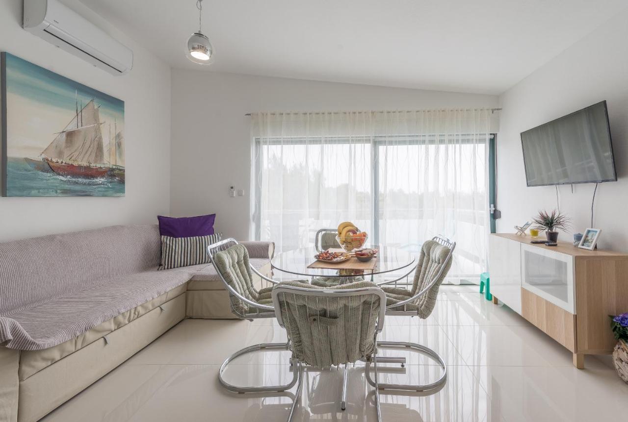 Windrose Apartments Vir Kültér fotó