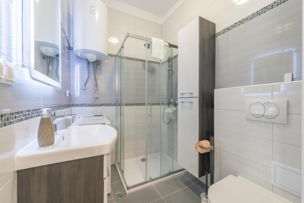 Windrose Apartments Vir Kültér fotó
