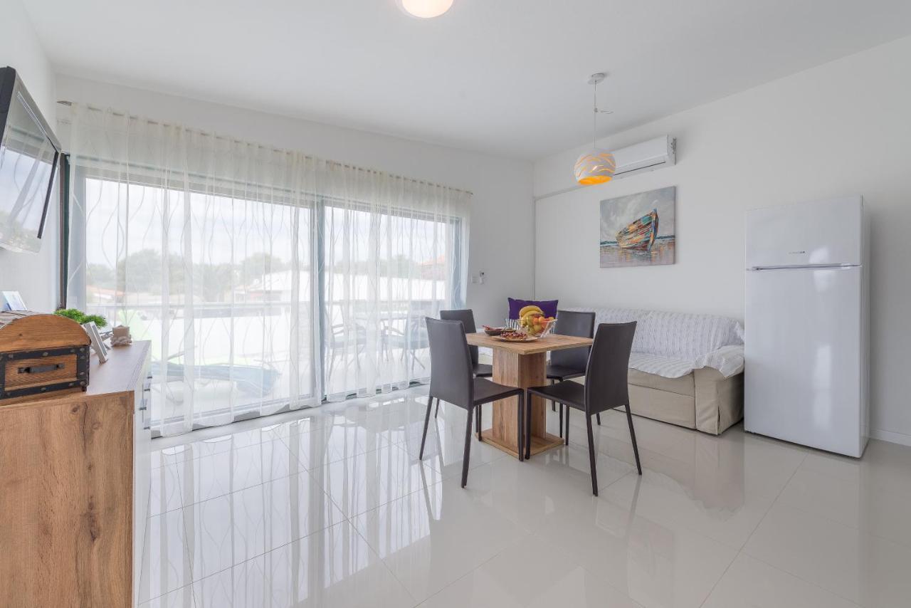 Windrose Apartments Vir Kültér fotó