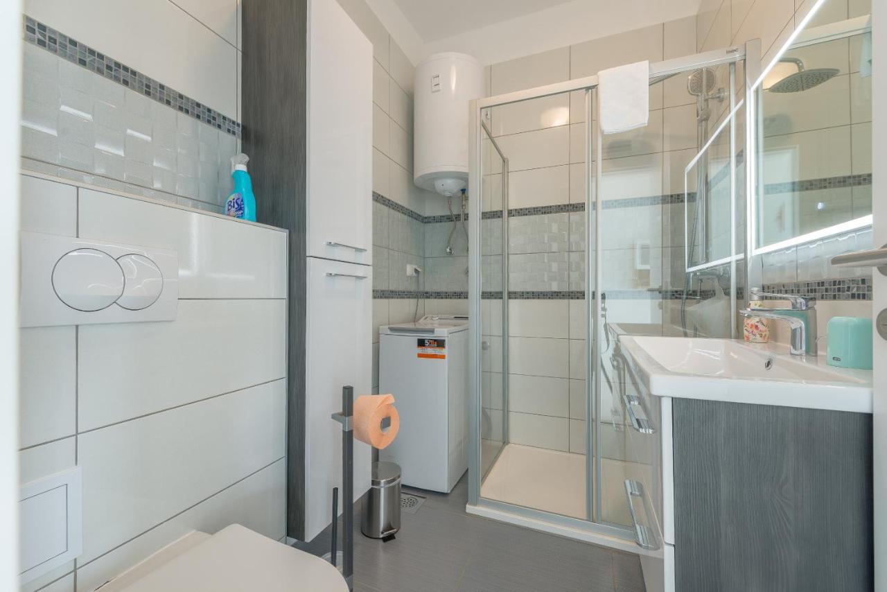 Windrose Apartments Vir Kültér fotó